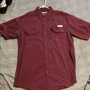 Columbia Red Casual Button Down Shirt Lightweight Cotton